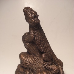 Bearded Dragon Sculpture MIni