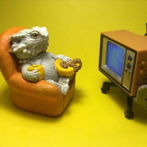 Tv Time Bearded Dragon Beardie figurine white