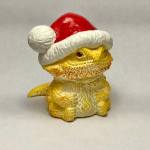 Bearded dragon Chubby  Santa Beardie figurine yellow