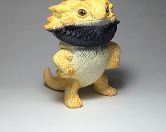 Bearded dragon cutie “Let me at em!” Beardie figurine  black beard sculpture yellow