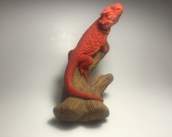 Bearded dragon sculpture Red finish