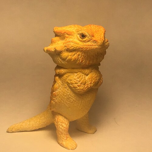 bearded dragon figurine