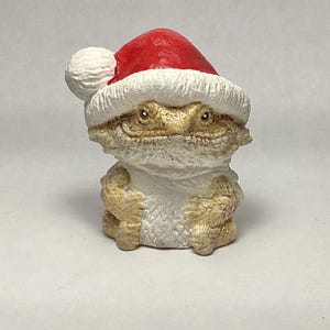 Bearded dragon Chubby  Santa Beardie  figurine normal