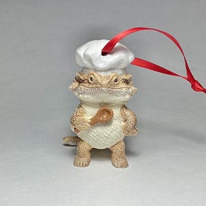 Chef Lenny Bearded Dragon Christmas ornament collaboration with Whosagoodlizard white