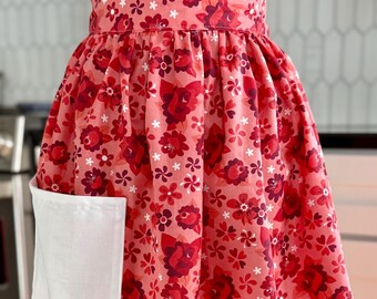 Red Bloom Half Apron