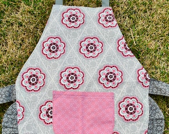 Girls Pretty in Pink Reversible Apron
