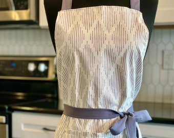 Women's Striped Diamond Apron