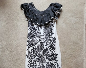 White With Black Lace Detail Dress by BEBE Size Medium Above Knee Length  Dress Party Dress - Etsy