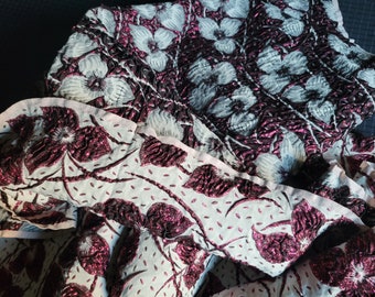 Red & Cream Sparkle Floral Stof