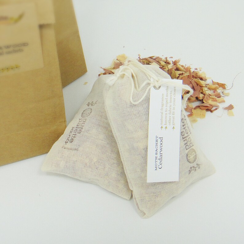 moth away repellent sachets