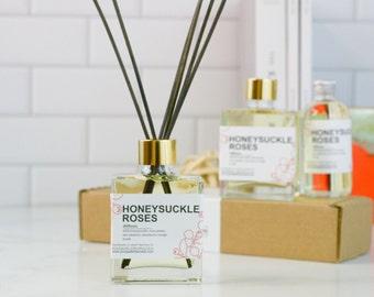 Honeysuckle Roses Fresh Floral Spring Fragrance Room Diffuser Oil Square Vase, Natural Dyed Reeds Set