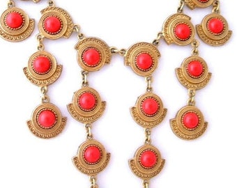 Coral Cabachon Necklace Vintage