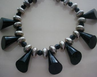 Vintage Necklace Black and Silver Modern