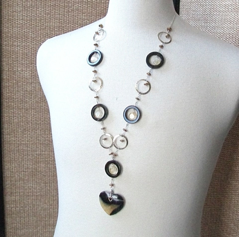 Paparazzi Total Eclipse of The Heart Necklace