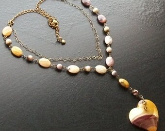 Mookaite heart gemstone necklace with mookaite ovals and brass -Autumnal Ombre -Burgundy, Cream, Ochre on Brass