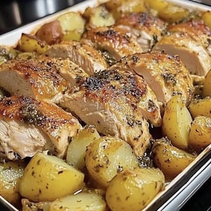 Best Recipe For Chicken and Potatoes with Garlic Parmesan Cream Sauce, Easy Recipe, Printable Recipe PDF, Homemade Recipe Download