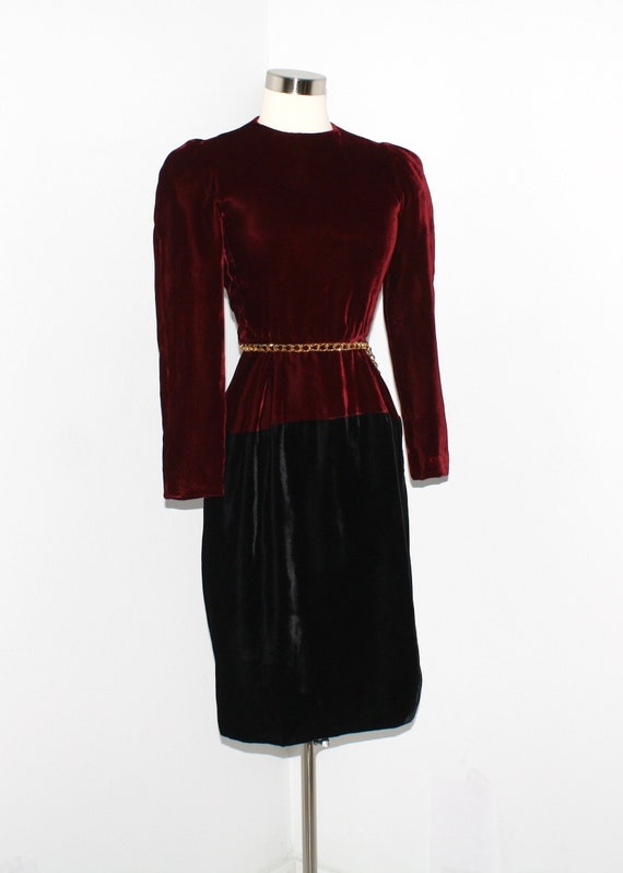 HALSTON Vintage Red Black Silk Velvet Long Sleeve 