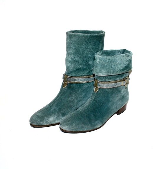 GUCCI Vintage Green Suede Belted Ankle Boots 39 - image 1