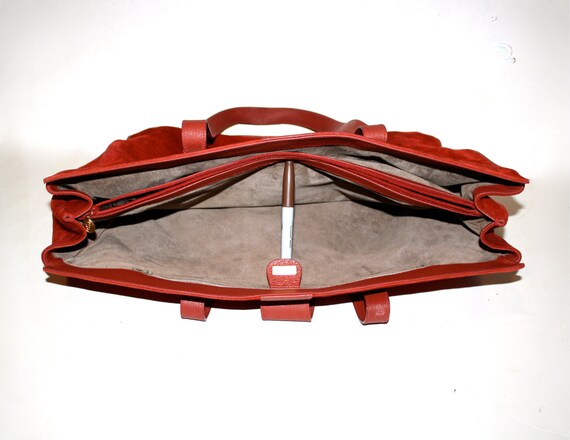 GUCCI Vintage Handbag Red Suede Leather Large Car… - image 5