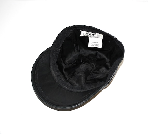 GIANNI VERSACE Vintage Black Leather Baseball Cap Medusa Hat  display picture 2