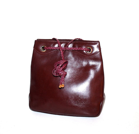 GUCCI Vintage Handbag Rare Burgundy Leather Braid… - image 1