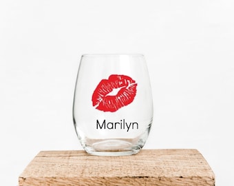 Personalize Lip wine glass