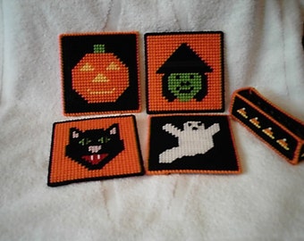 Pattern Plastic Canvas Halloween Coaster Set PDF