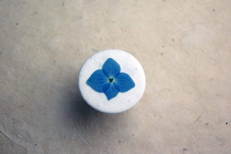 pack of 12 Blue Hydrangea 1.5 Real Pressed Flower Decorating Stickers