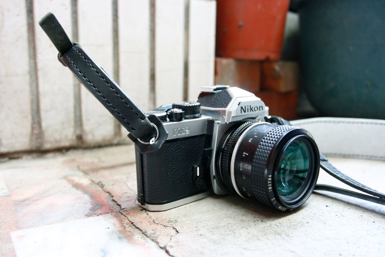 Black Premium Camera Neck Strap RING made to order image 3