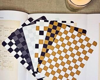 Neutral Checkered Kindle Case Insert | Paperwhite, Basic & Colorsoft | Aesthetic Checkerboard Kindle Cover | Minimal Bookish Insert