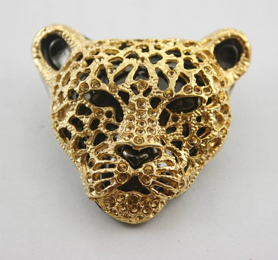 vector x jaguar studs