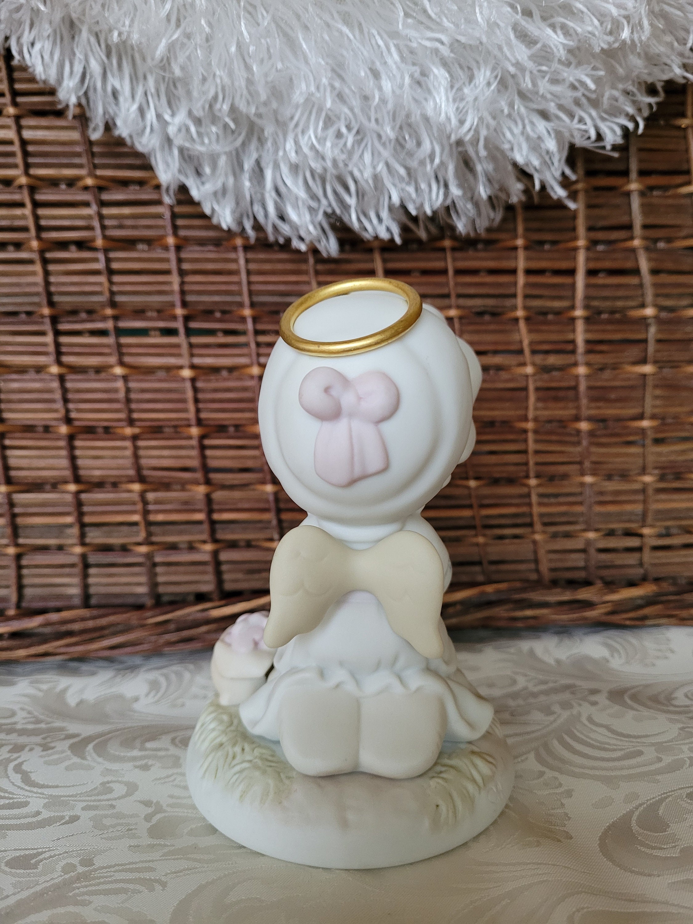 プレシャス・モーメンツ「優しさの種まき」磁器製天使の置物（1995年