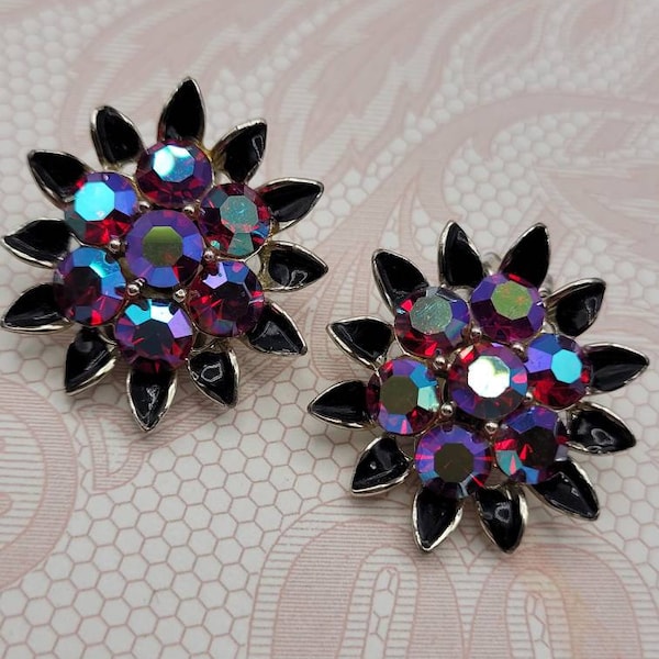 Vintage Lisner Cluster Earrings