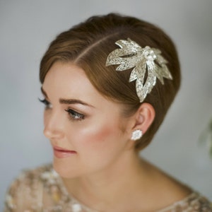 Silver vintage style bridal hair comb, deco beaded leaf wedding comb Olivia image 1