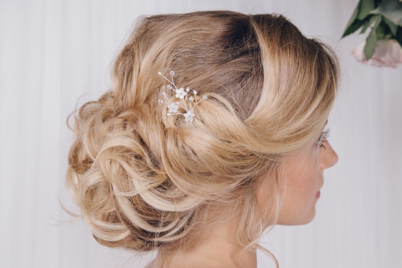 Coralie Rose gold Silver or Gold hair pin trio delicate pearl flower bridal hair pin set Mother of pearl flower wedding hair pins