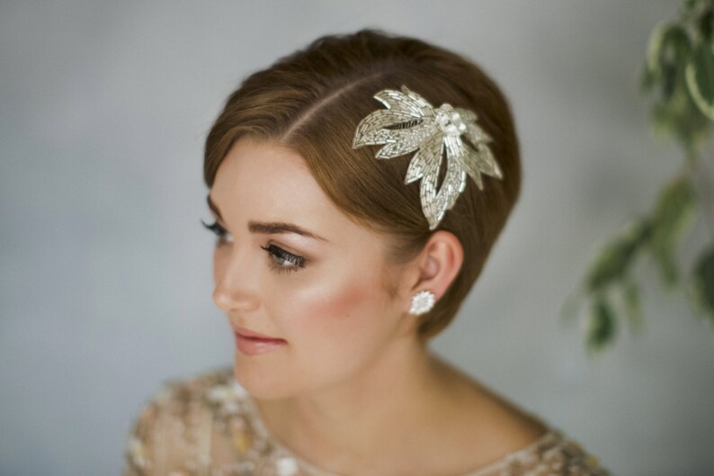Silver vintage style bridal hair comb, deco beaded leaf wedding comb Olivia image 1
