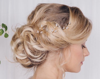 Swarovski crystal and pearl small bridal hairpins, delicate crystal wedding hair pins, silver gold or rose gold crystal hairpin set - India