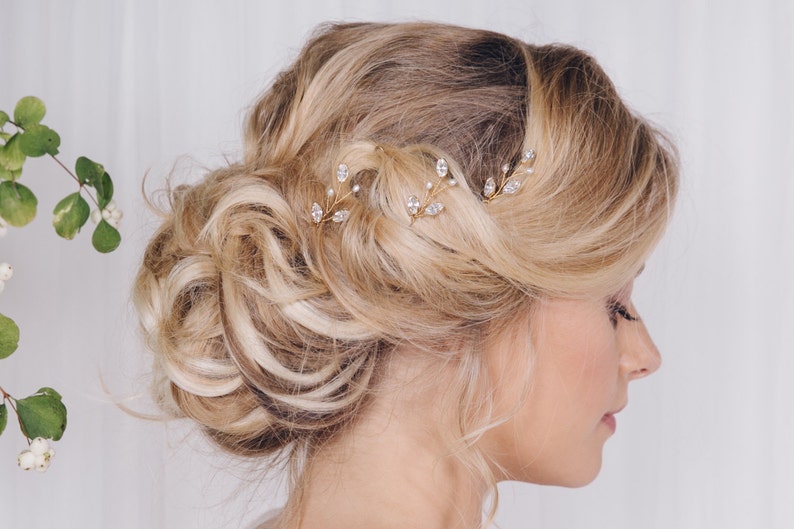 Swarovski crystal and pearl small bridal hairpins, delicate crystal wedding hair pins, silver gold or rose gold crystal hairpin set India image 1