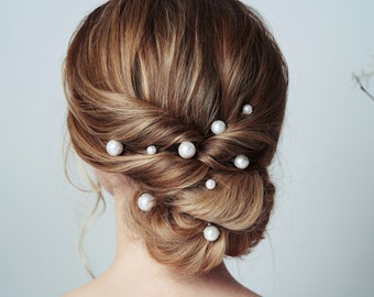 Exquisite Swarovski Pearls for Effortless Bridal Style: The Prudence Pearl Hairpins Set