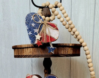 Rustic Wood Flag Heart: Americana Tier Tray Decor