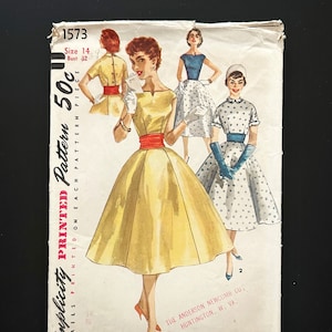 50s Simplicity 1573. 32 bust. full skirt fit and flare boat neck cocktail dress + crop bolero jacket. 1950s Vintage Sewing Pattern