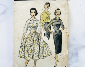 50s Advance 8055. 32 bust. detachable front bib Apron dress overall jumper + wing collar blouse. 1950s vintage Sewing Pattern