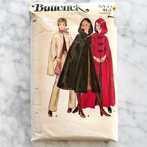 Butterick 5741. Small 31-32 bust. retro mod hooded long maxi length evening cape with frog closure. 1970s vintage sewing pattern