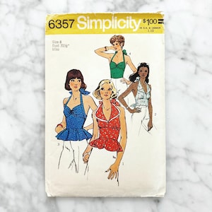 70s Simplicity 6357. 31.5, 34 Bust. Retro boho halter top. Open back tie neck sweetheart neckline top + collar 1970s Vintage Sewing Pattern