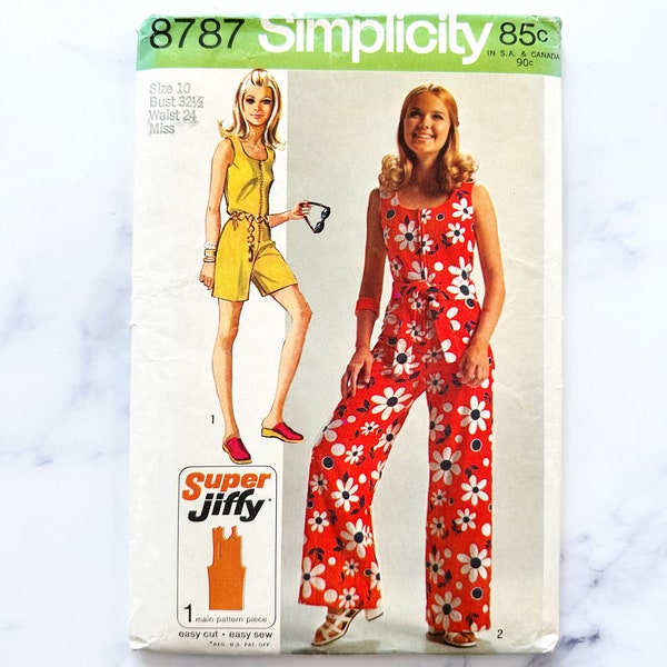 70s Simplicity 8787. 32 bust. Super Jiffy front zip jumpsuit Sleeveless wide leg pants or romper shorts. 1970s Vintage Sewing Pattern