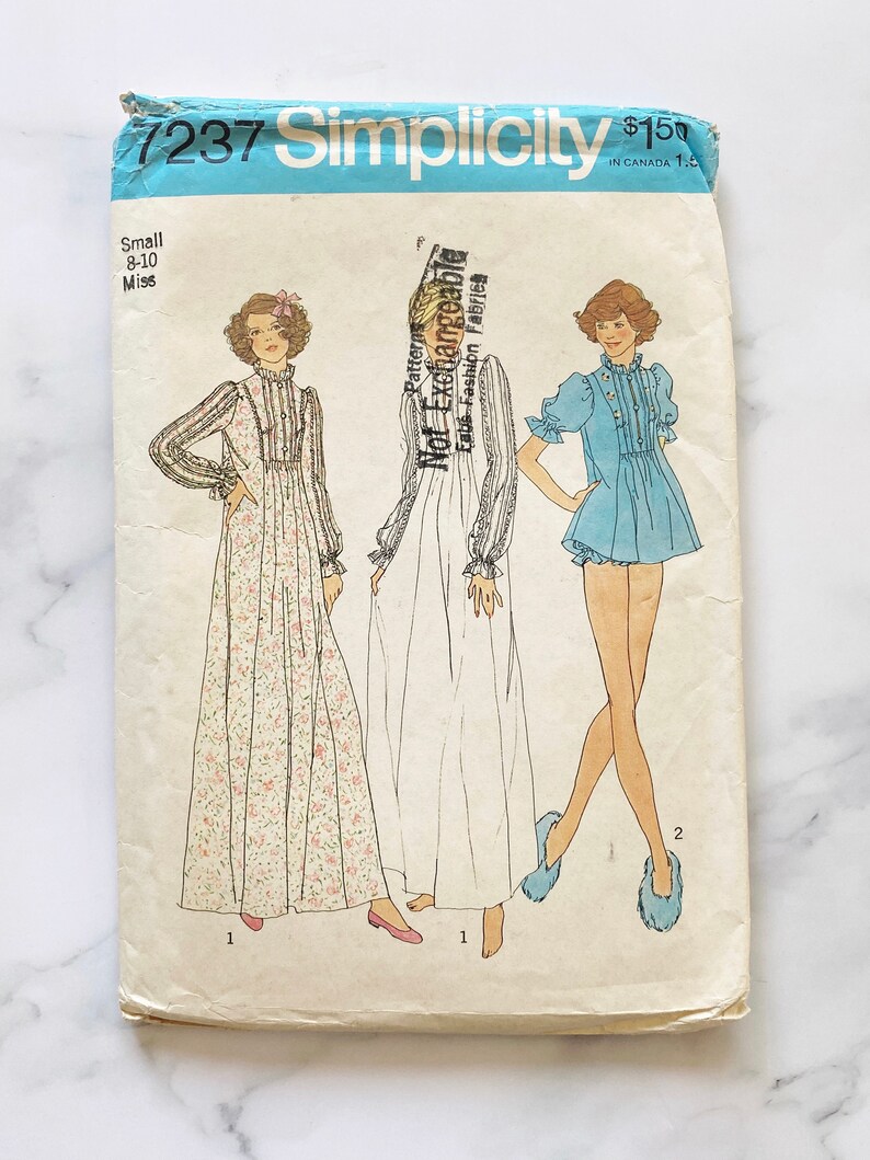 70s Simplicity 7237. Small 31-32 bust. retro boho lingerie peignoir granny nightgown. ruffle puff sleeves 1970s vintage sewing pattern 