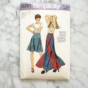 70s Bias Swirl Skirt in Two Lengths, Waist 25 (64 Cm) or
