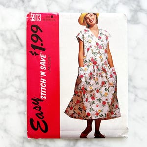 McCall’s 5913 – Bust 40-46". 1990s loose pullover front button jumper dress. Easy Stitch 'n Save vintage sewing pattern. volup plus size