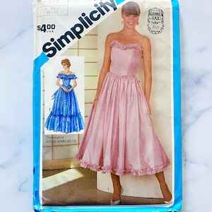 80s Simplicity 6386 30, 32 bust. ff Gunne Sax cotillion prom off shoulder strapless evening gown wedding dress 1980s vintage sewing pattern