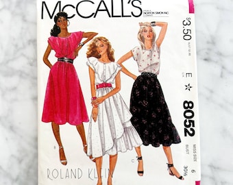 McCalls 8052 – Bust 30.5. 1980s top and skirt set with ruffle blouse. Roland Klein designer. Vintage sewing pattern.